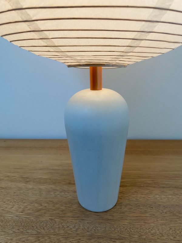 Product Image and Link for Lamp Uno