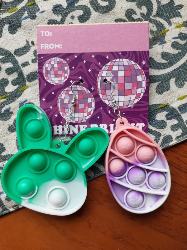 Product Image and Link for Easter pop-its earrings