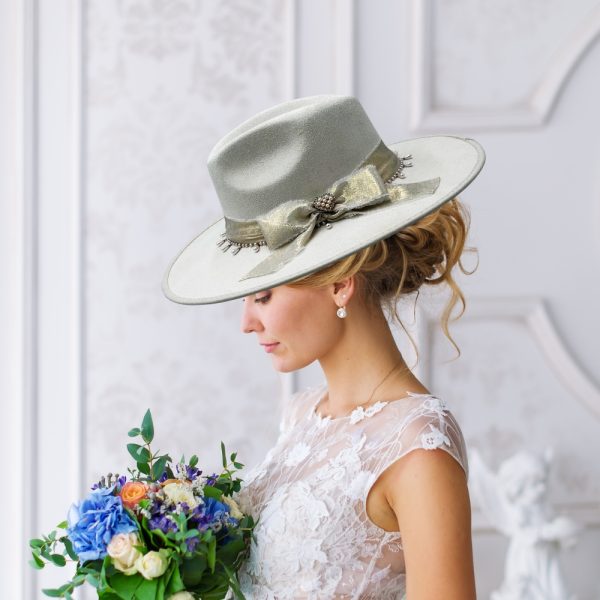 Product Image and Link for Isabel – Luxury Bridal Western Hat