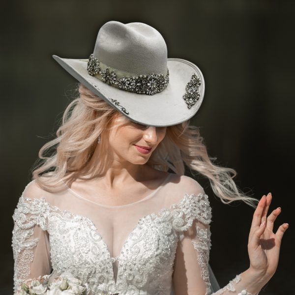 Product Image and Link for Carolina – Luxury Rhinestone & Pearl Bridal Cowgirl Hat