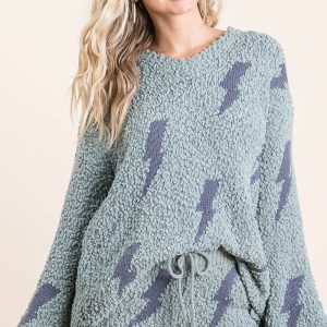 Product Image and Link for Hela Top