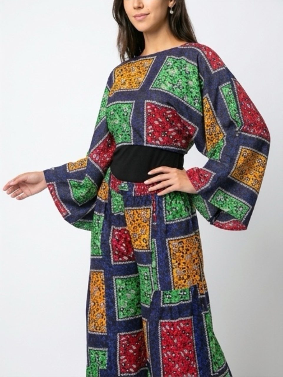 Product Image and Link for Crop top with pants