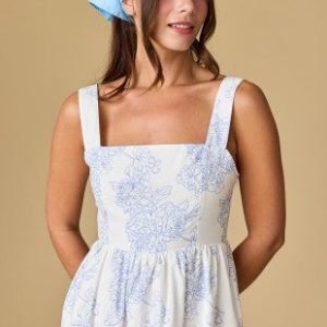 Product Image and Link for Chloe Dress