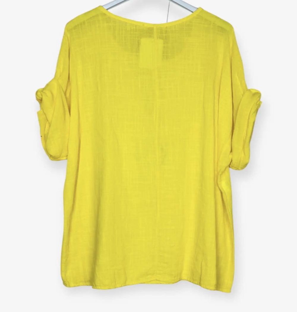 Product Image and Link for Lightweight cotton top with necklace