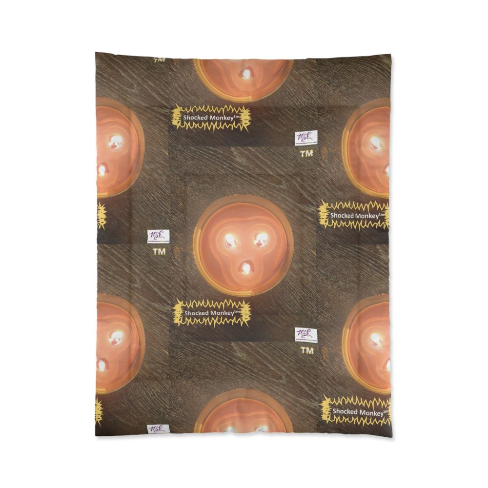 Product Image and Link for Comforter: “Shocked Monkey(tm)” – Four Sizes