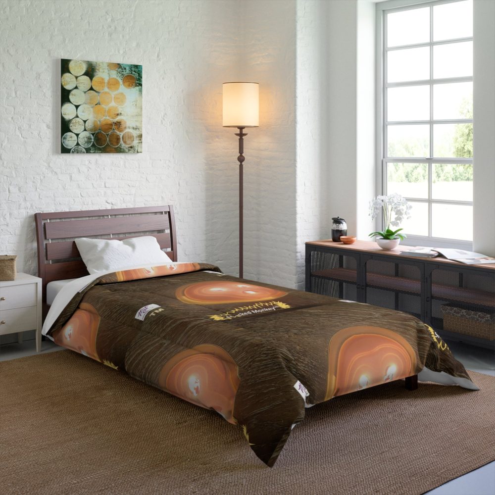 Product Image and Link for Comforter: “Shocked Monkey(tm)” – Four Sizes